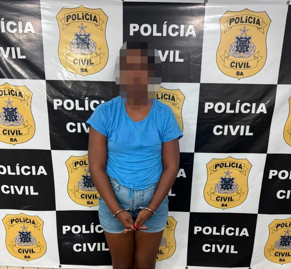 Mulher é presa em flagrante após aplicar golpes com comprovantes falsos de Pix em açougue de Dias d’Ávila