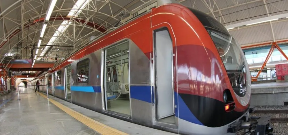 Metrô terá horário estendido para clássico Bahia x Vitória no Barradão