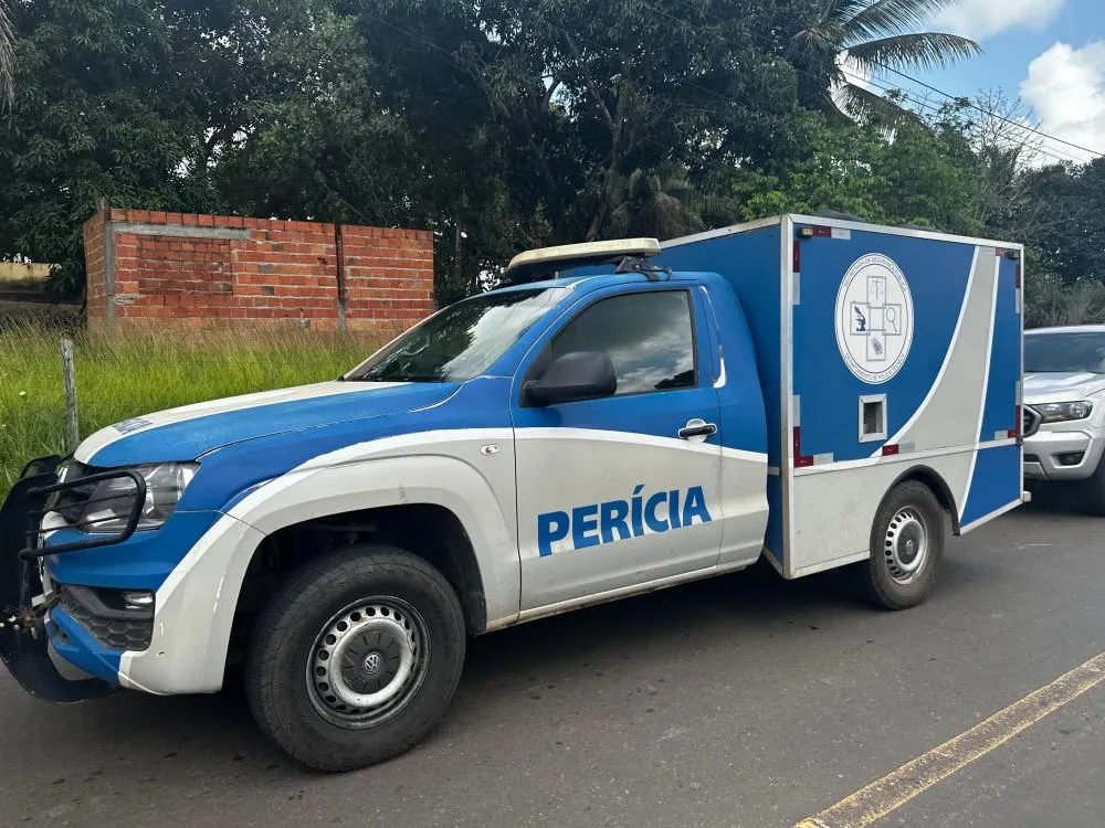 Criminosos invadem casa e matam ajudante de obras em Amado Bahia