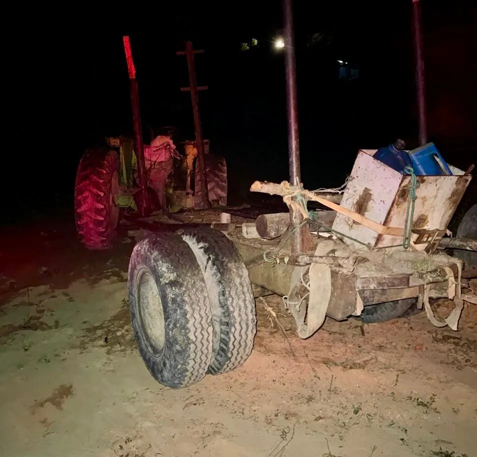 Homem morre após trator descer desgovernado em ladeira na zona rural