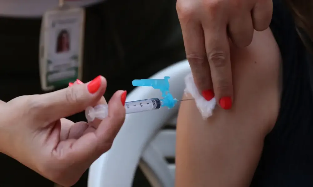 Lauro de Freitas realiza Dia D da Campanha de Multivacinação neste sábado (18) 