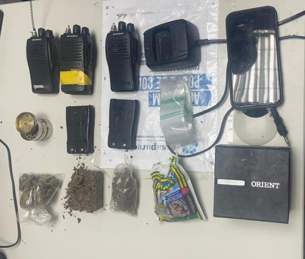 Cipe Polo prende homem por tráfico de drogas durante patrulhamento