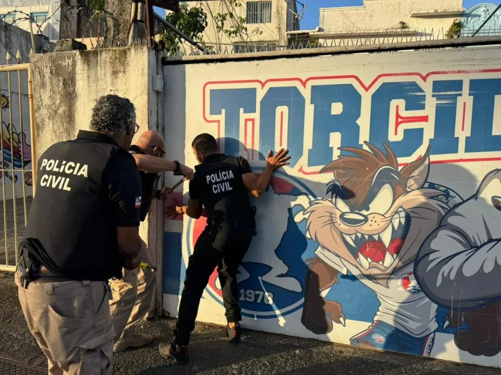 Quatro integrantes de torcida organizada são presos em Salvador