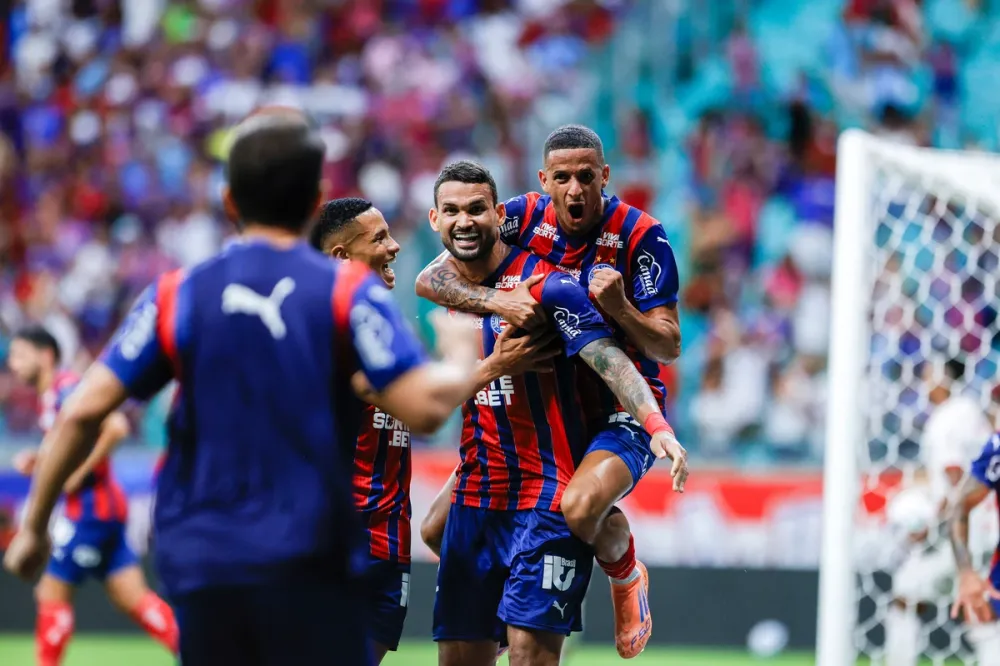 Em jogo difícil, Bahia conta com oportunismo de Wiilian José para vencer o Bragantino 