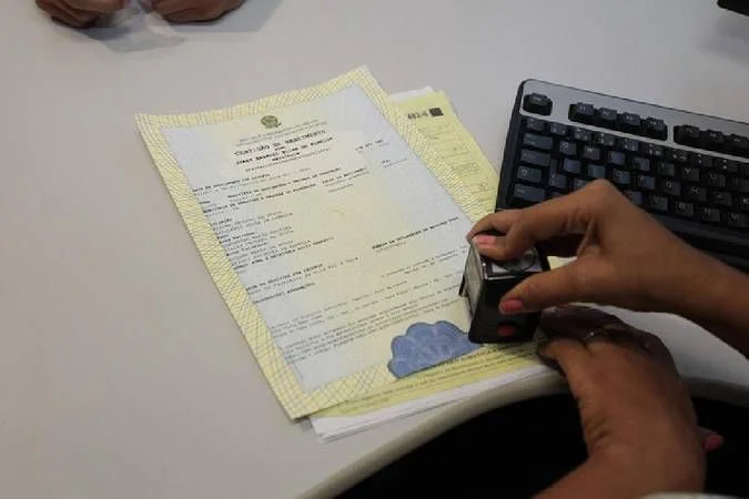 Bahia mantém tradição: Maria e Santos lideram nomes e sobrenomes do estado