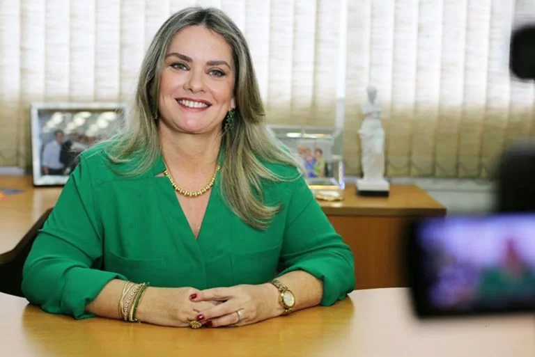 Presidente da ALBA, Ivana Bastos apresenta melhora e segue internada na Semi-UTI