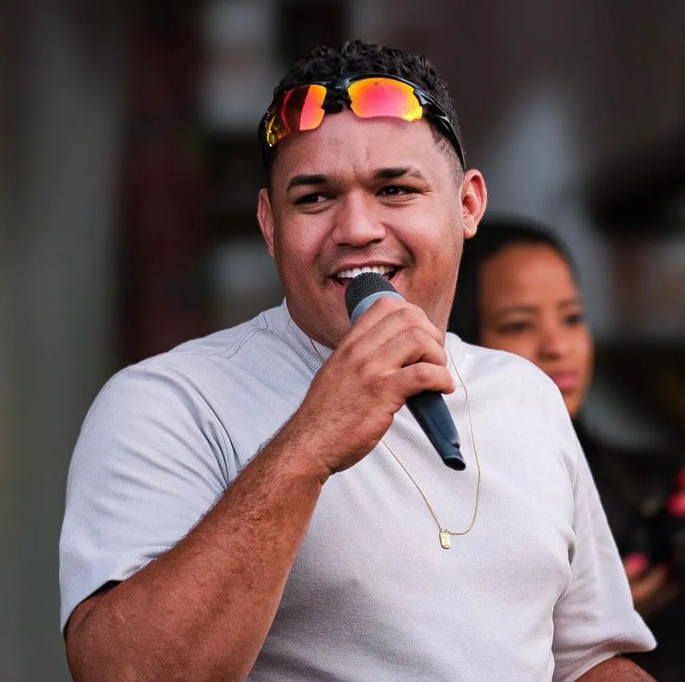 Zé Allan, o dono da roça, lança novo CD “Farra do Zé” e inicia nova fase da carreira ao lado da PS Produções