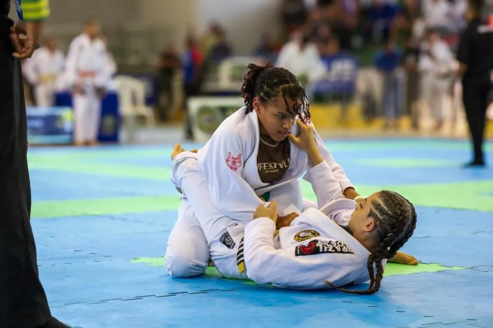 Prefeitura promove programação esportiva voltada ao público infantojuvenil