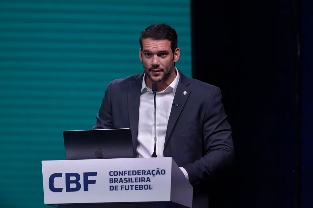 CBF anuncia implantação do impedimento semiautomático no próximo Brasileirão