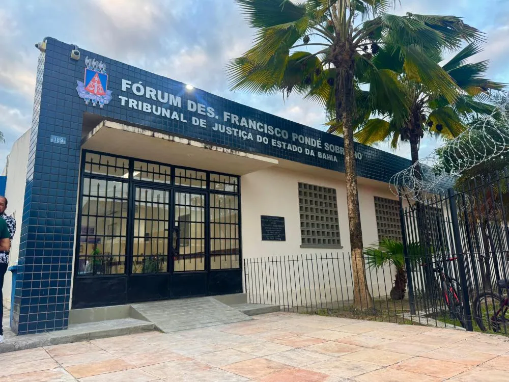 Justiça condena réu a mais de 16 anos de prisão por homicídio ocorrido há 19 anos em Amado Bahia