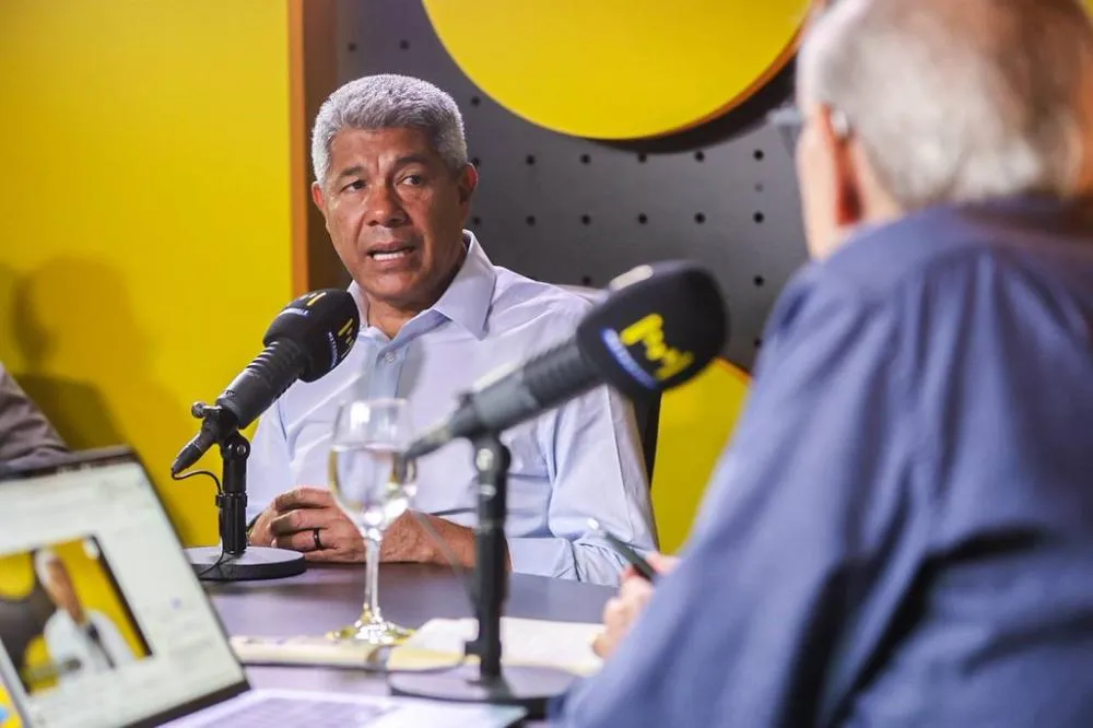 “Fake, é mentira”: Jerônimo reage à fala de ACM Neto sobre tratar criminoso “com carinho”