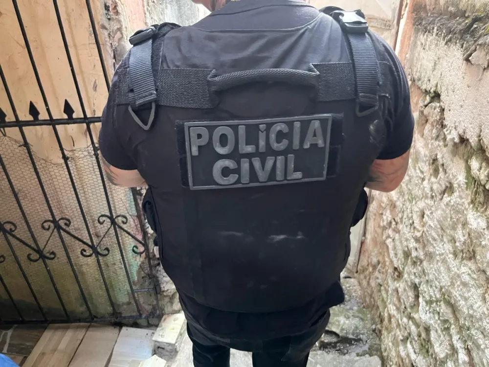 Homem é espancado por moradores após suspeita de estuprar três adolescentes