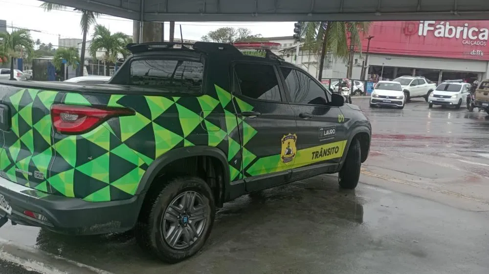 Prefeitura de Lauro de Freitas reforça alerta no trânsito durante frente fria 