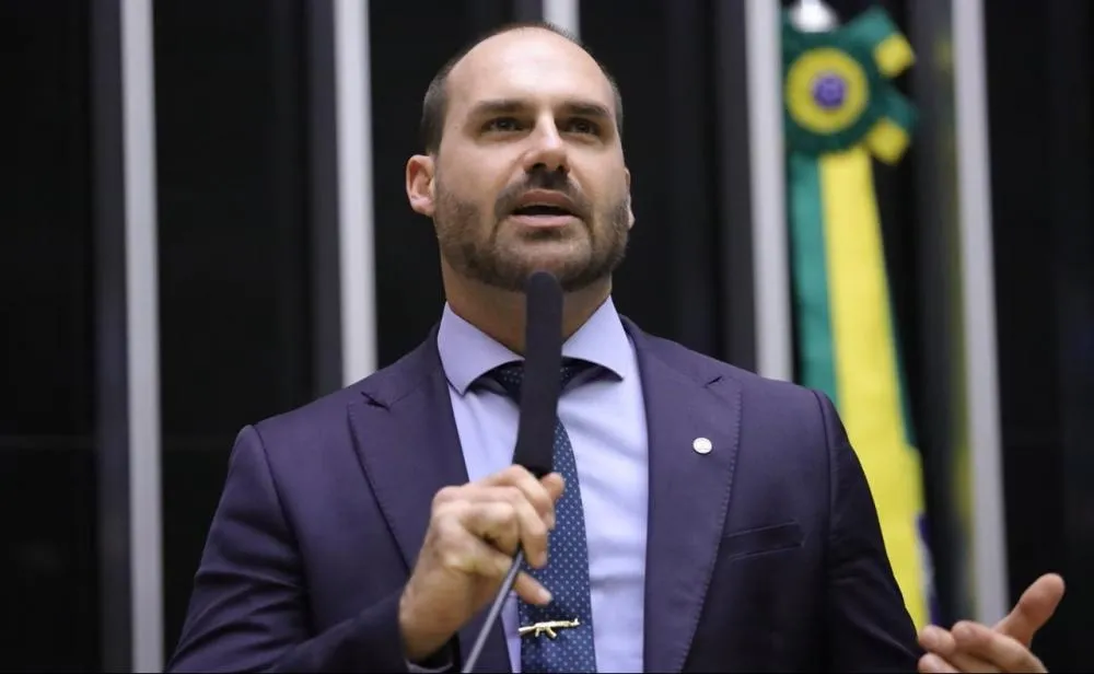 STF forma maioria para tornar réu Eduardo Bolsonaro
