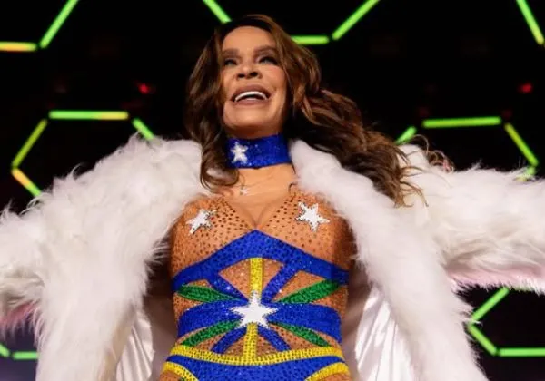Silvânia Aquino rompe silêncio e revela bastidores de sua saída da Calcinha Preta