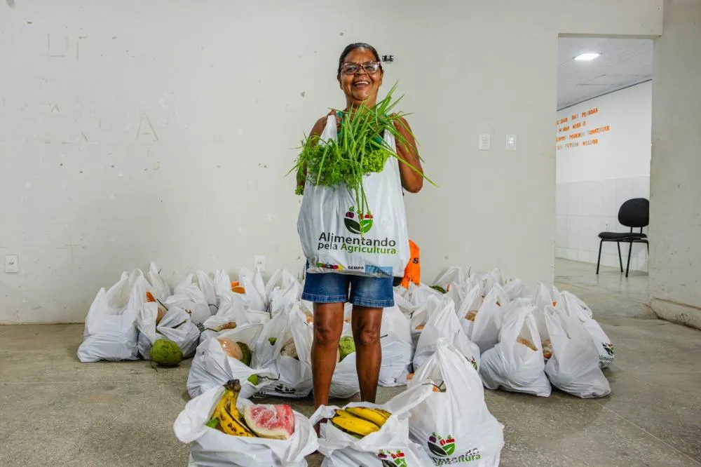 SEMPS entrega kits do Programa Alimentando pela Agricultura a 140 famílias em Mata de São João