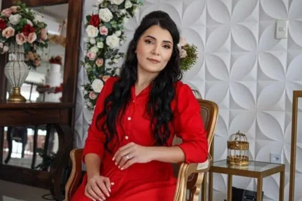 Ex-marido de Sara Freitas e outros acusados de matar a cantora serão julgados nesta terça (25)