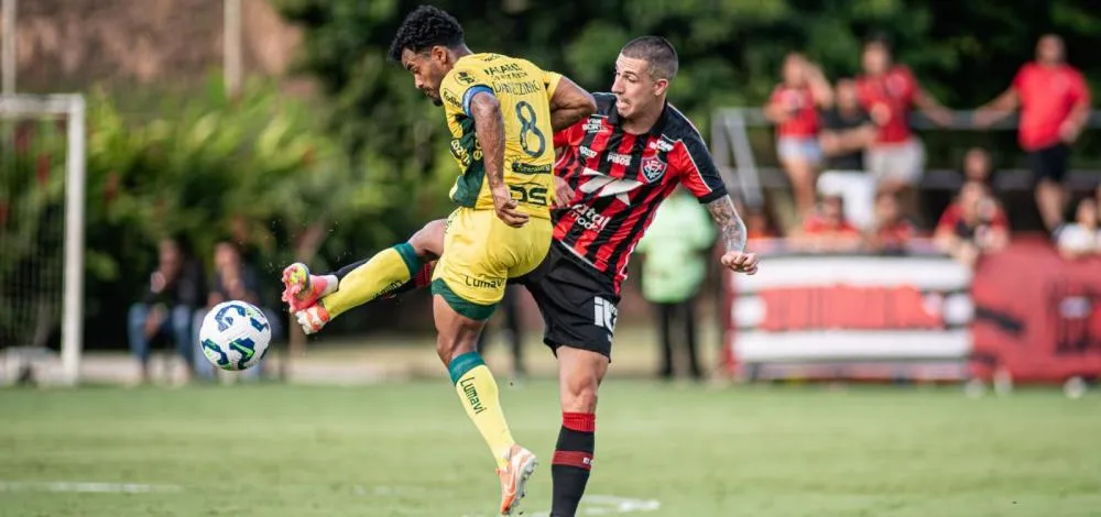 Leão bate o Mirassol e segue fora da zona de rebaixamento