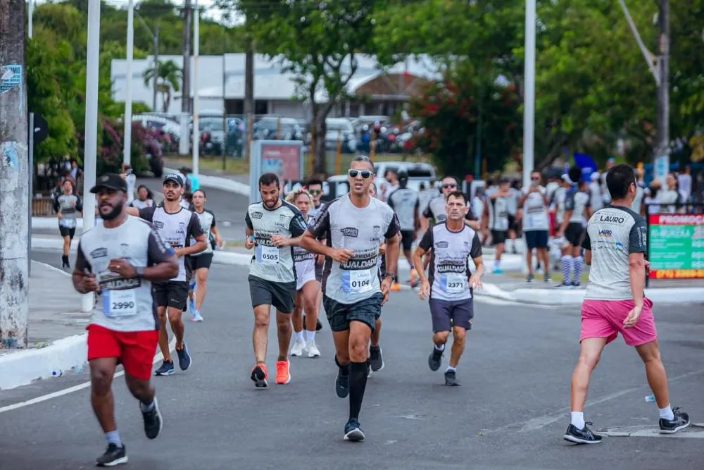 Corrida da Igualdade encerra Novembro Negro e reúne milhares de participantes