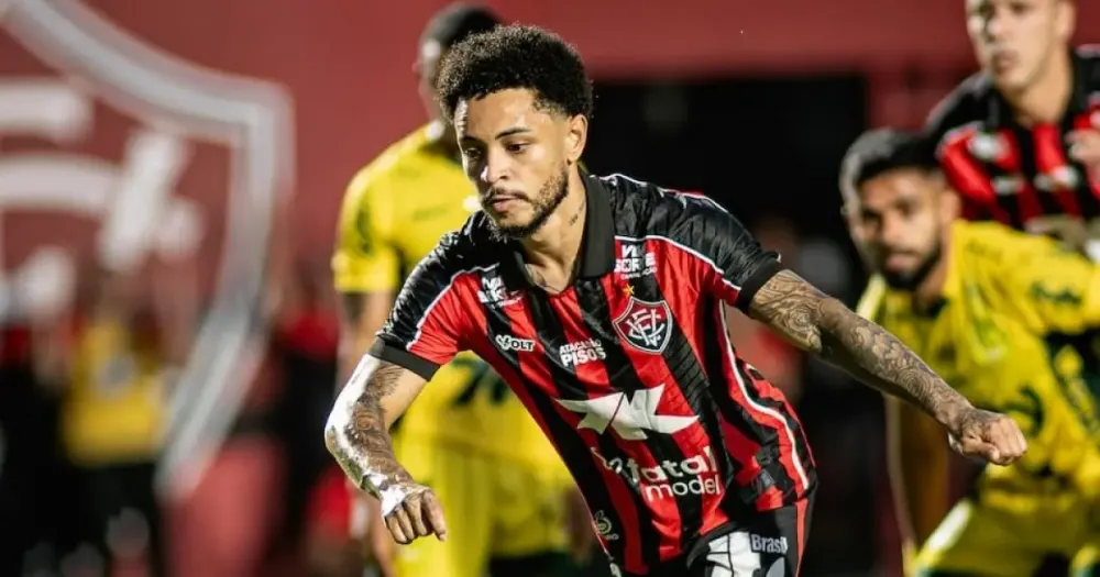 Vitória busca manter invencibilidade contra Mancini e vencer o Bragantino fora de casa após quase 30 anos