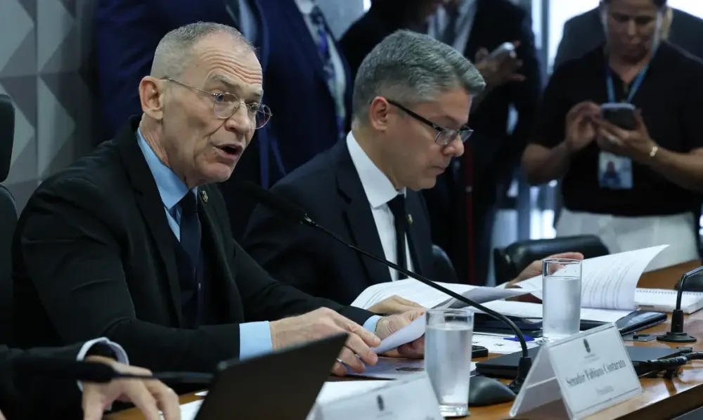 CPI do Crime convoca Bacellar, presidente da Alerj solto por colegas