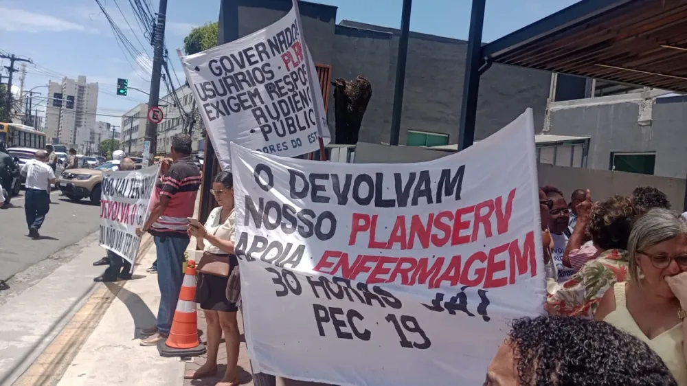 Mudança de cobrança do Planserv é aprovada sob protestos de servidores na Alba