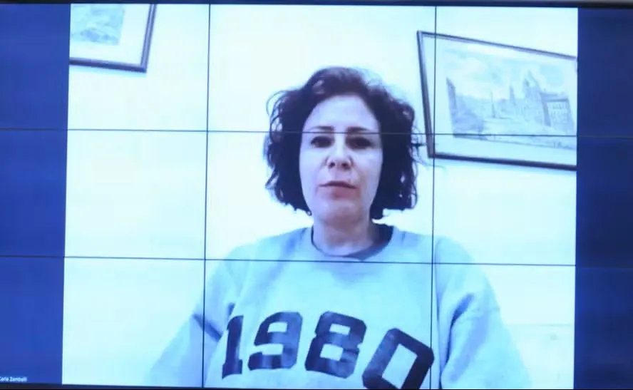Zambelli renuncia, e Motta declara posse de suplente