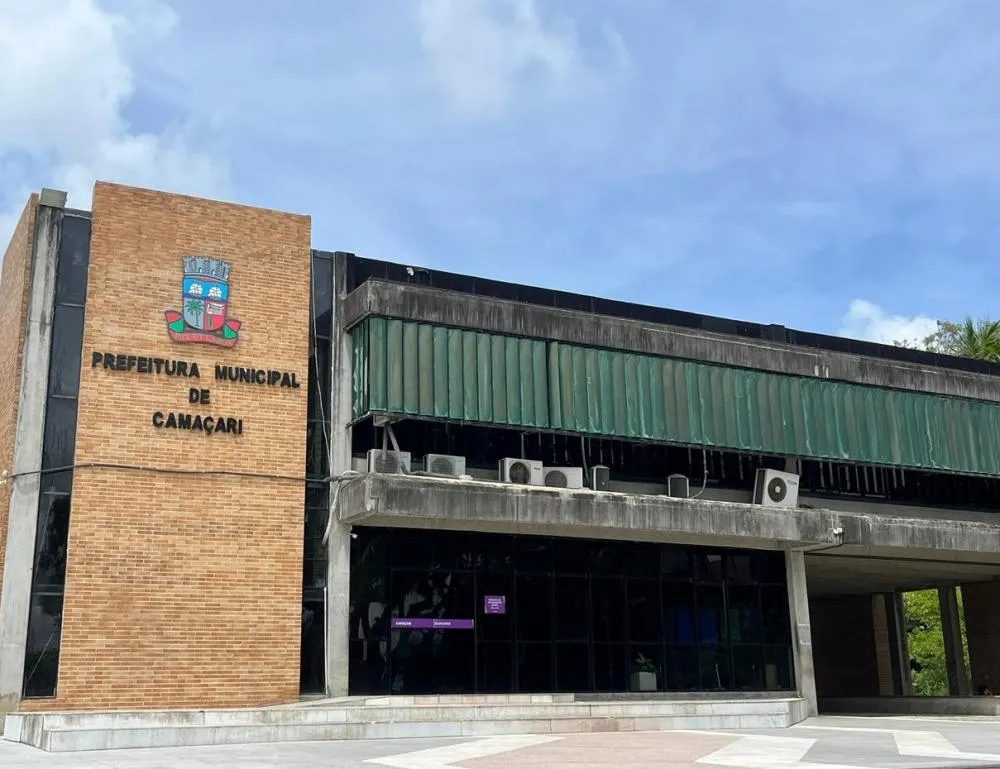 Prefeitura remarca entrega da Cesta de Natal do Servidor e gera insatisfação