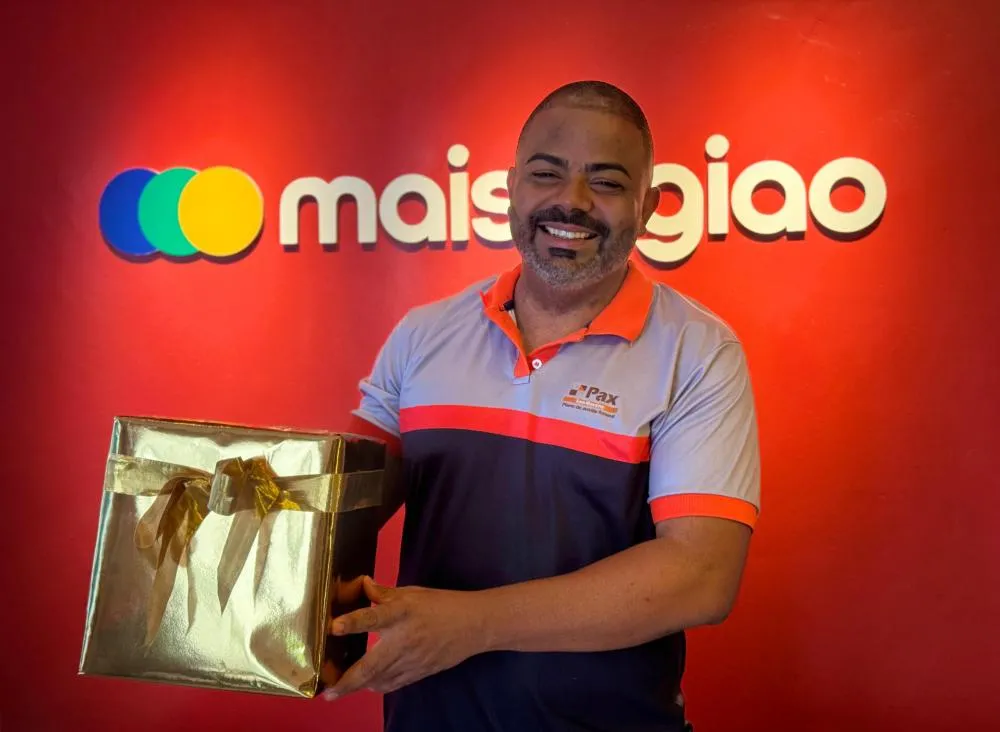 Pax San Martins realiza sorteio de aniversário ao vivo no programa É do Povo