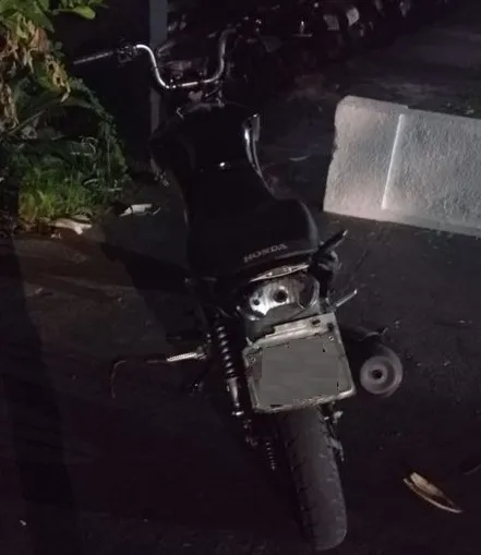 PM apreende motocicleta com chassi e motor adulterados no Jardim Limoeiro