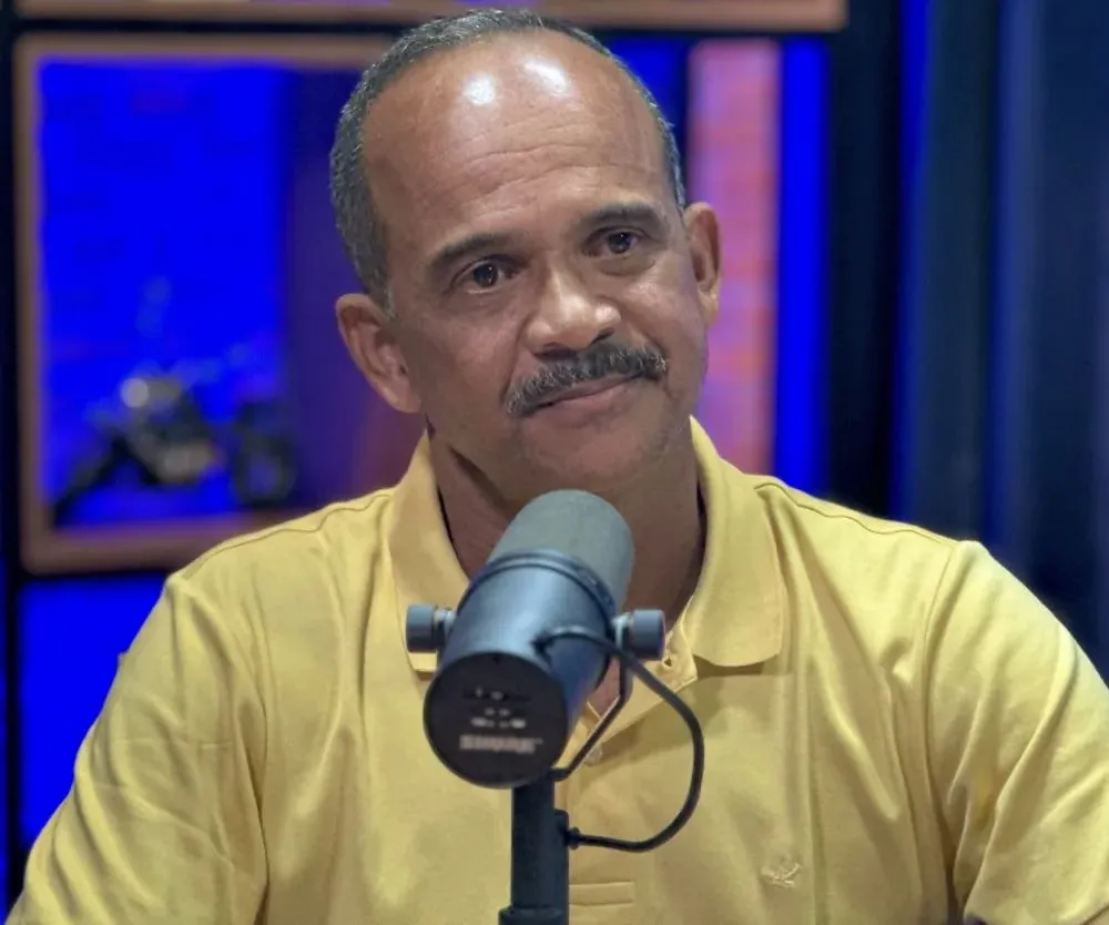 Elinaldo critica falhas na Cesta de Natal e cobra planejamento da gestão Caetano
