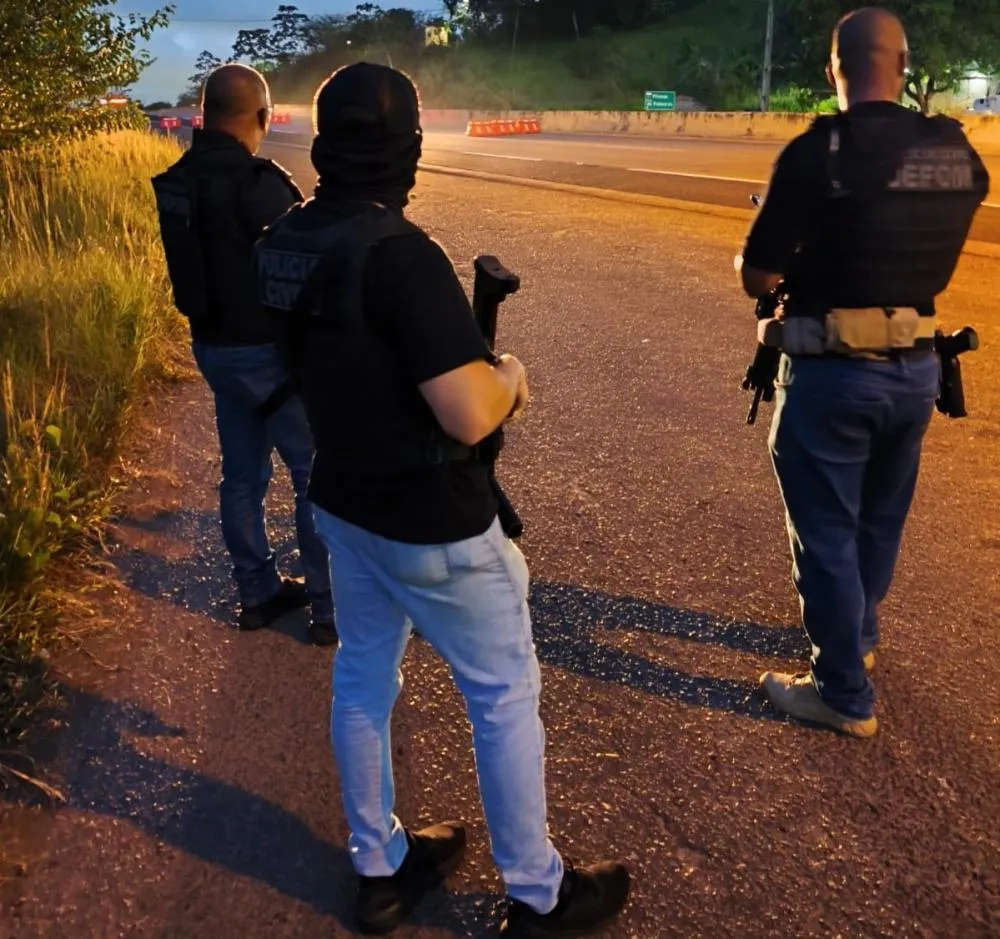 Homem é preso por descumprimento de medida protetiva em Simões Filho