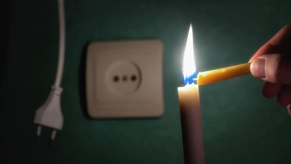 Coelba deixa moradores de Vila Sauípe três dias sem energia elétrica 