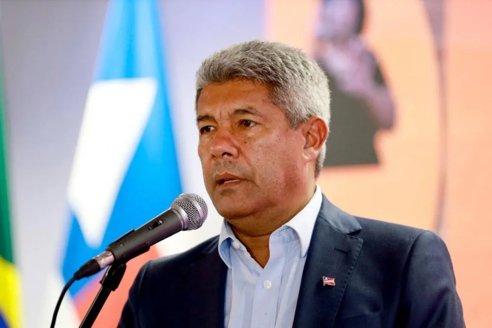 Jerônimo Rodrigues diz confiar em deputado alvo da Operação Overclean