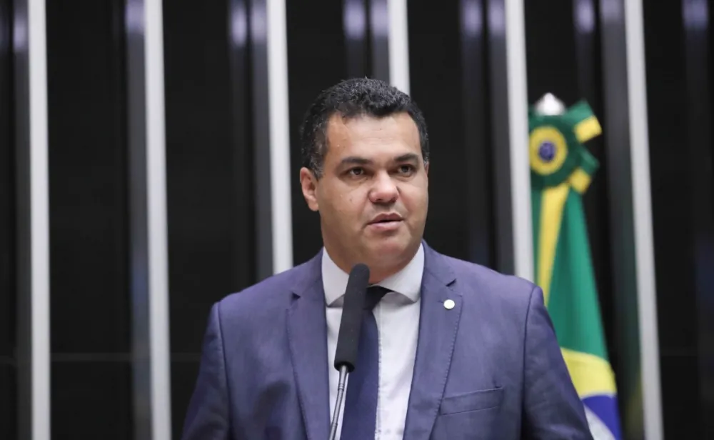 TCM investiga contrato milionário da Prefeitura de Correntina com posto de deputado