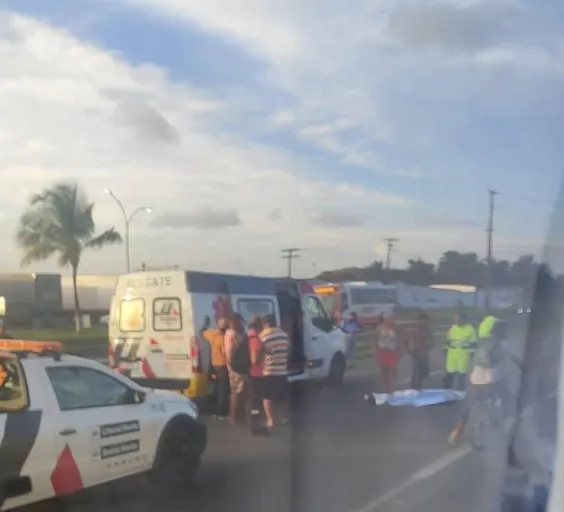 Pedestre morre após atropelamento na Via Parafuso