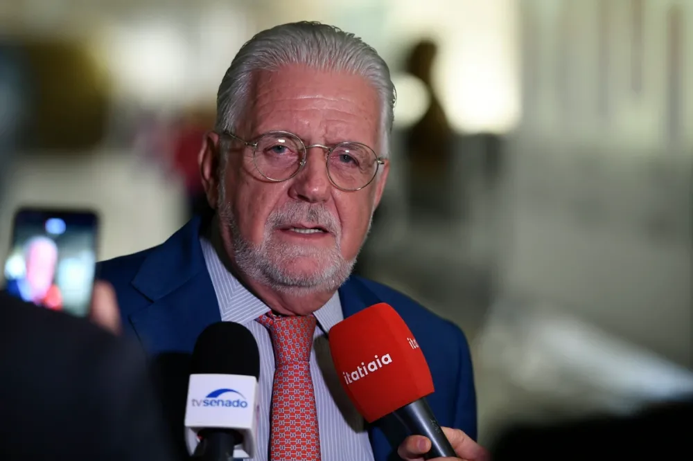 Pesquisa eleitoral falsa na Bahia leva União Brasil à Justiça contra Jaques Wagner