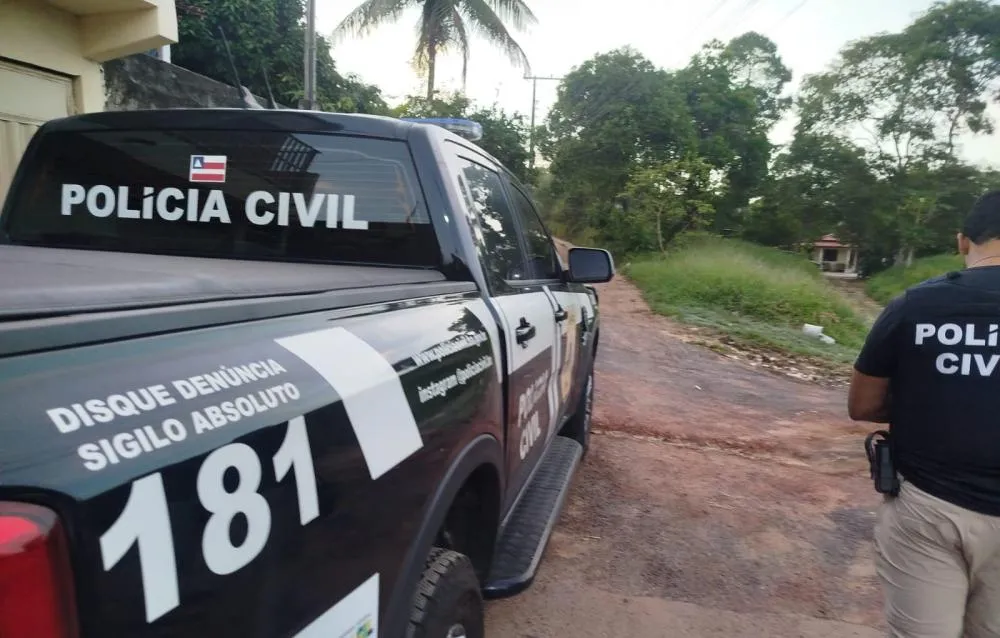Polícia prende homem suspeito de aliciamento on-line de menores em Catu