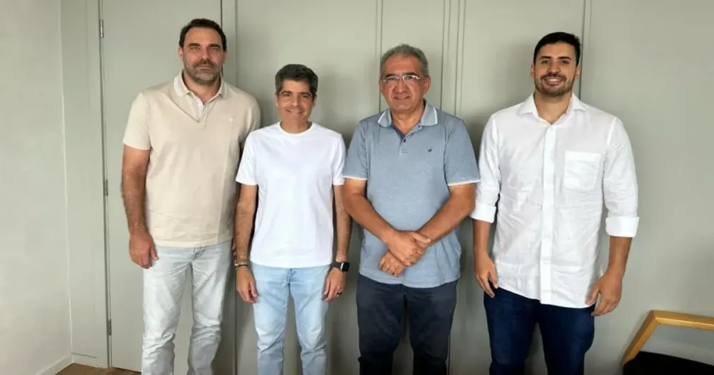 Isaac muda de lado e anuncia apoio a Neto; ex-prefeito de Juazeiro afirma que Bahia vive sentimento de mudança