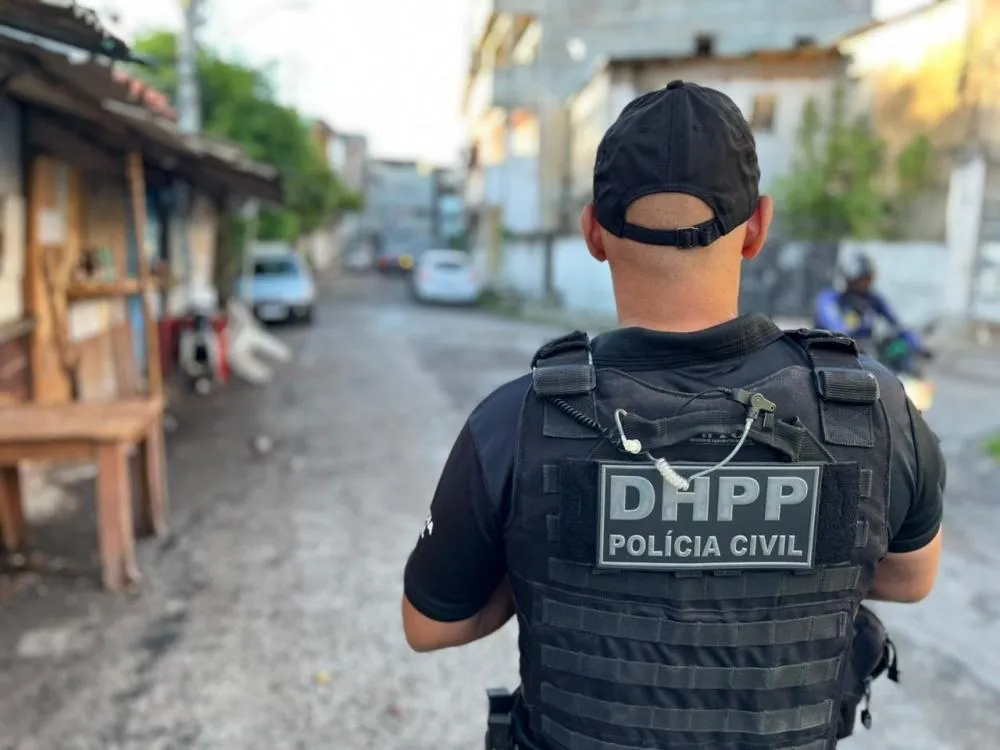 Polícia Civil prende mulher investigada por tentativa de homicídio, estelionato e uso de documento falso em Salvador