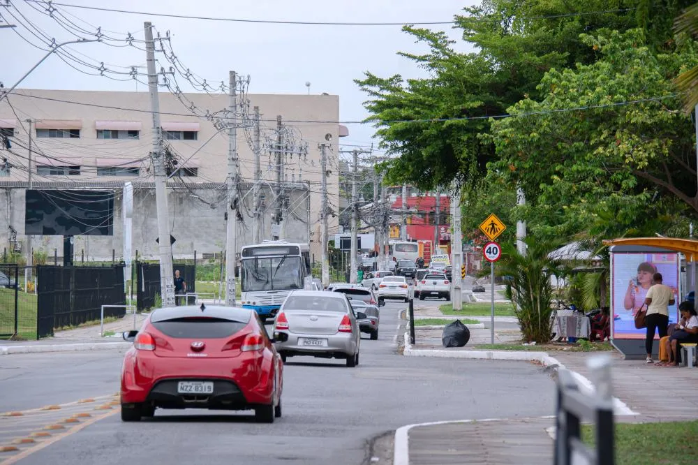 Eventos pré-carnavalescos alteram trânsito em Vilas do Atlântico neste sábado (31)
