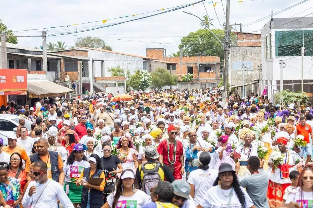 Lavagem de Jauá reúne fiéis e abre homenagens a Bom Jesus dos Navegantes