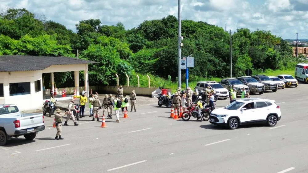 Concessionárias e Polícia Rodoviária intensificam blitzes educativas no Litoral Norte durante pré-Carnaval