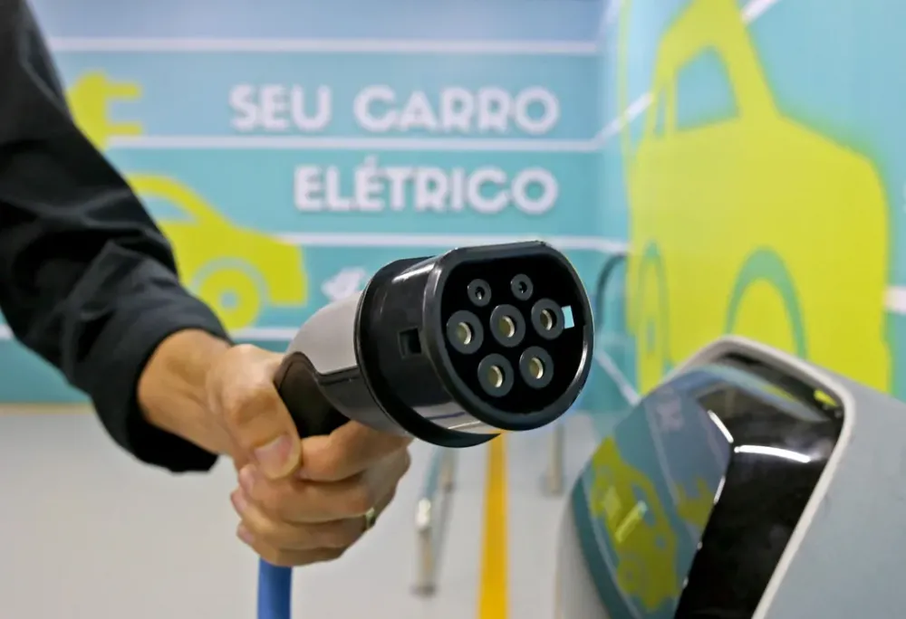 Nova lei muda regras de estacionamento em shoppings da Bahia