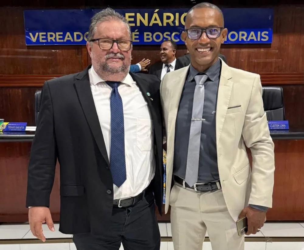 Presidente da Câmara destaca fortalecimento partidário com posse de novos vereadores em Dias d’Ávila