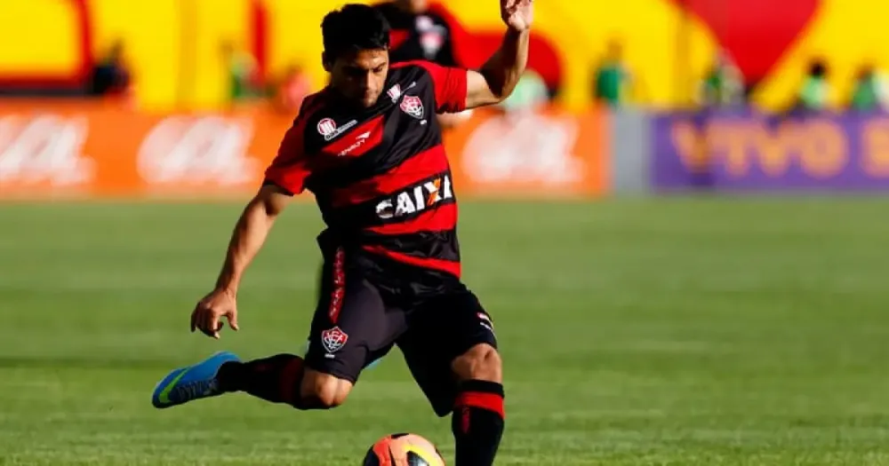 Relembre a última vez que o Vitória venceu o Flamengo no Barradão