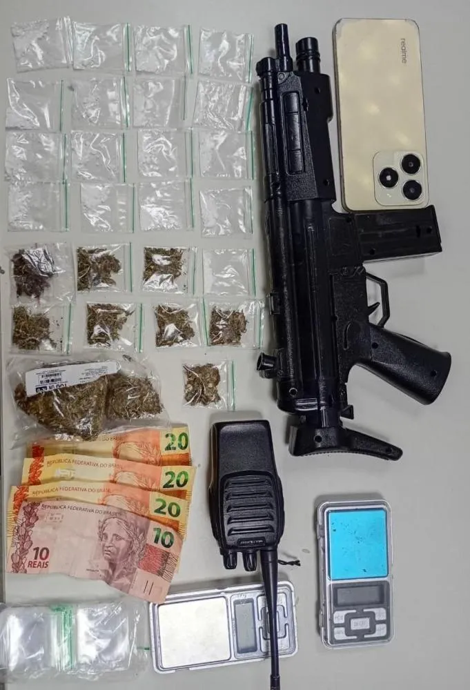PM prende homens por tráfico de drogas no bairro Nova Vitória