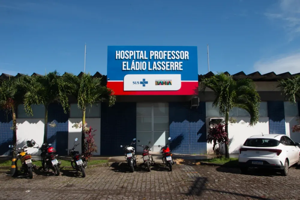 PM é baleado pela esposa enquanto dormia dentro de casa em Salvador