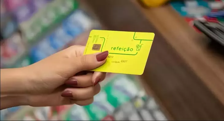 Decreto muda as regras do vale-alimentação e do vale-refeição; veja como ficou