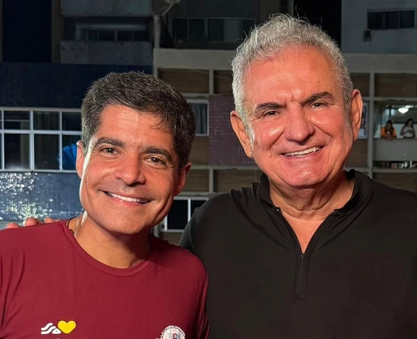Coronel aparece ao lado de ACM Neto no Carnaval após ser 'limado' de chapa petista
